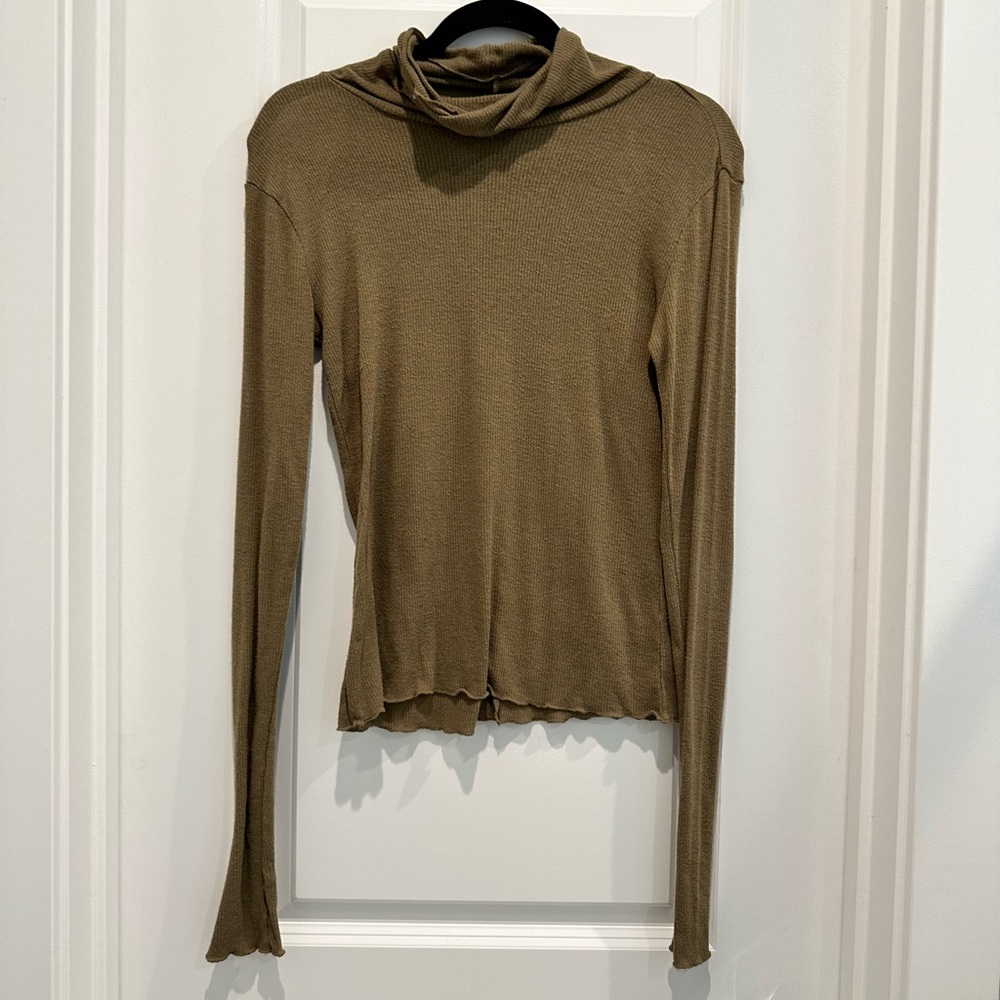 Free people olive green long sleeve turtleneck